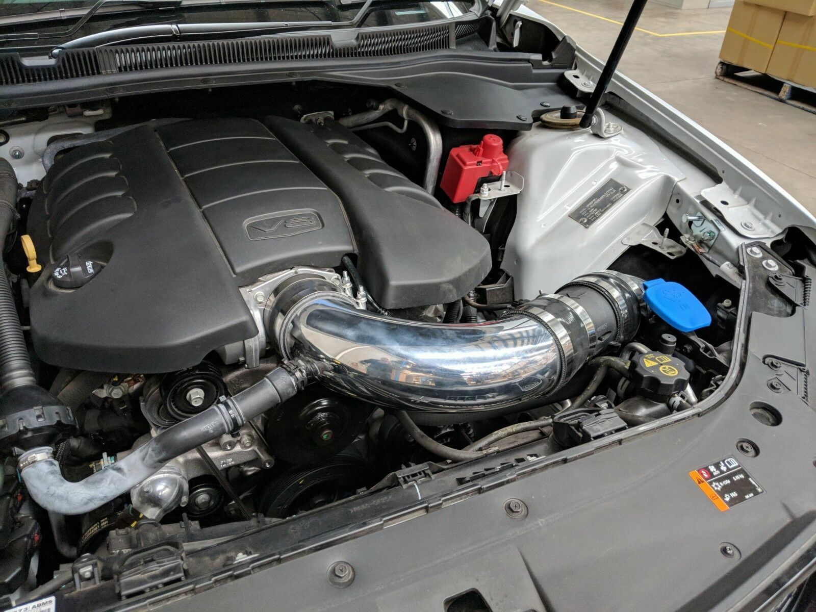 Performance Cold Air Intake Kit for VF2 SS SSV & Redline 6.2 Litre LS3