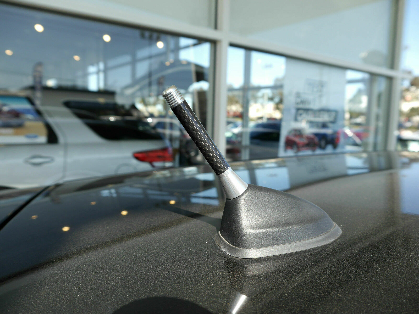 Antenna / Aerial Only Stubby Bee Sting for Hyundai I20 Silver Carbon