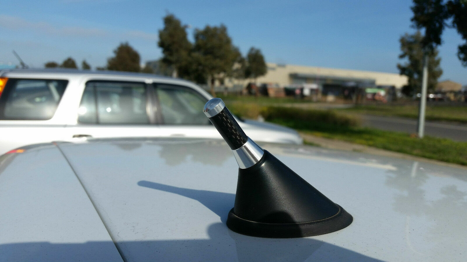 Antenna / Aerial Only Stubby Bee Sting for Ford FG Late 2014 & FG-X FGX Silver Carbon 3.5 - Antenna Base NOT included