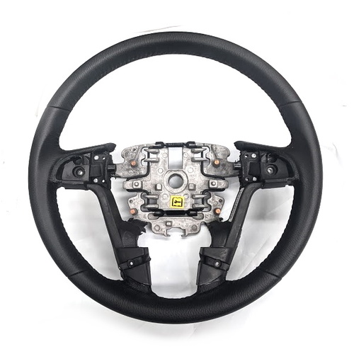 Genuine Holden Leather Steering Wheel for WM & VE Holden SS SSV SV6 Omega Berlina Calais