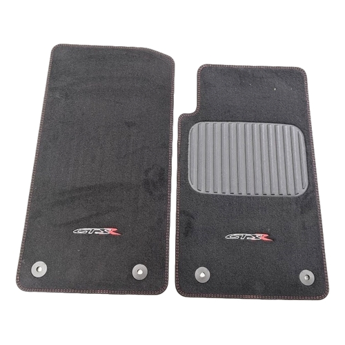 Genuine HSV Carpet Floor Mats Front Set Only for VF GEN-F2 GTSR & Maloo Ute Charcoal With Red Outer Stitch